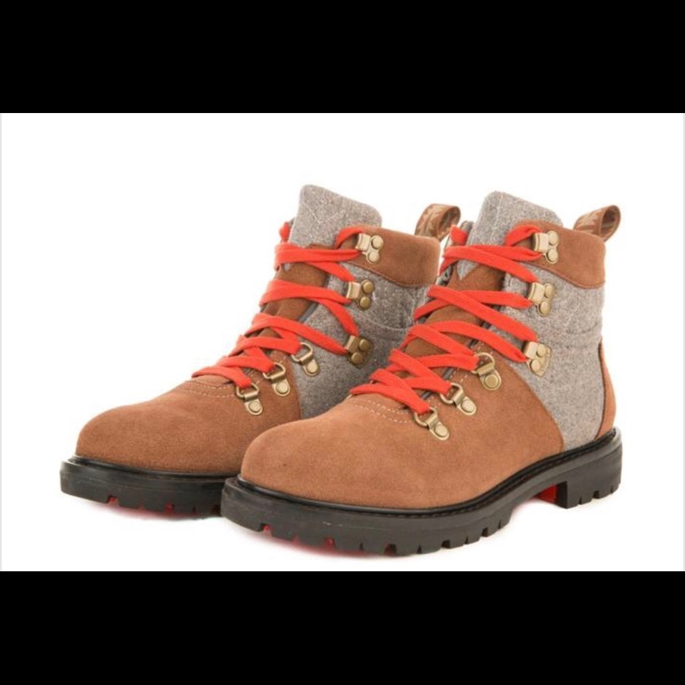 STUNNING pair of Toms hiking boots